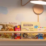 Lux Pastel Oasis Family Apartment With Parking & Gym By Renters Prestige