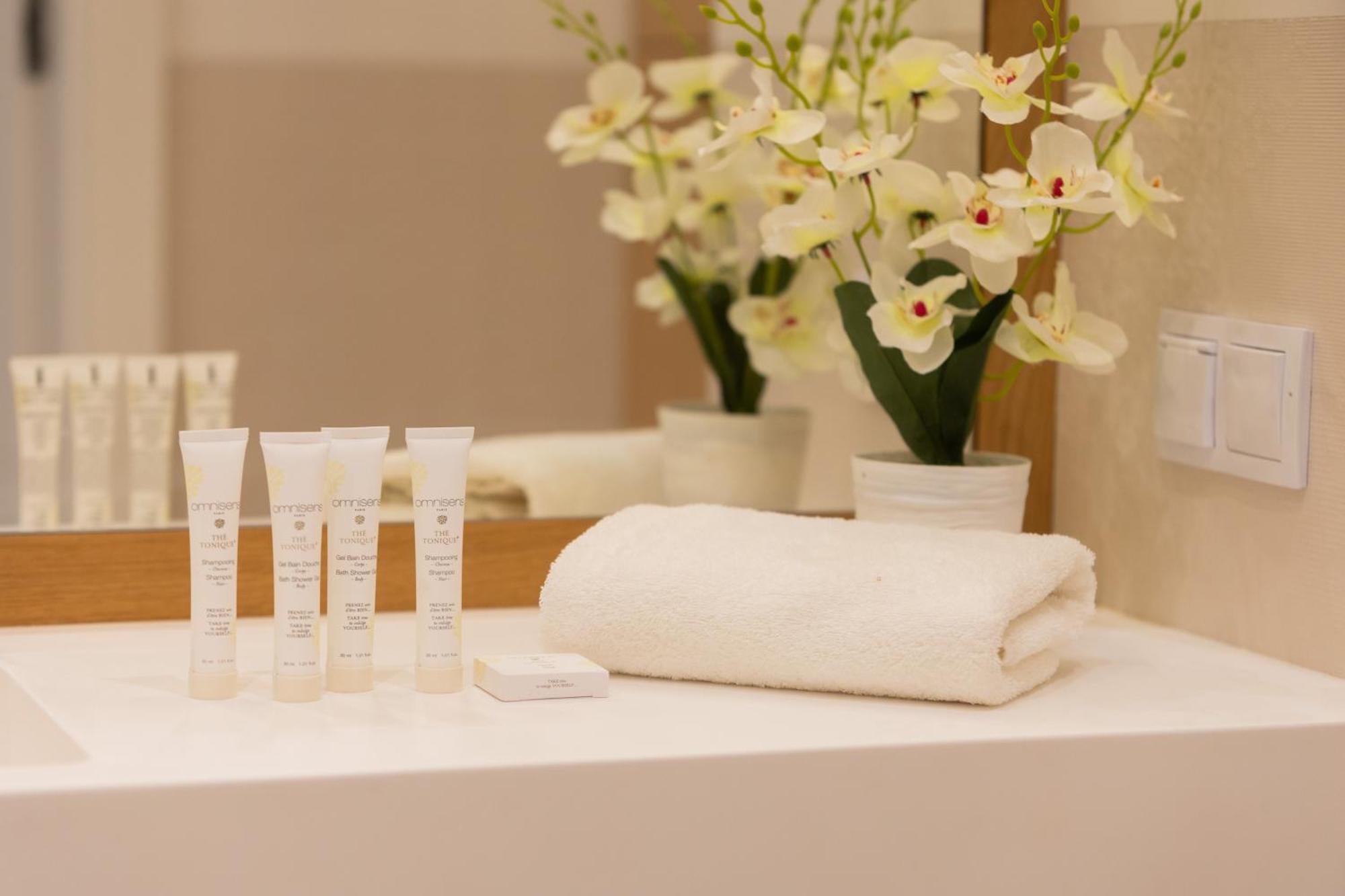 Lux Pastel Oasis Family With Parking & Gym By Renters Prestige Appartement *